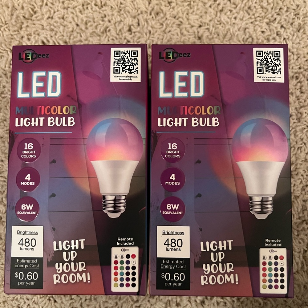 Color changing light bulbs